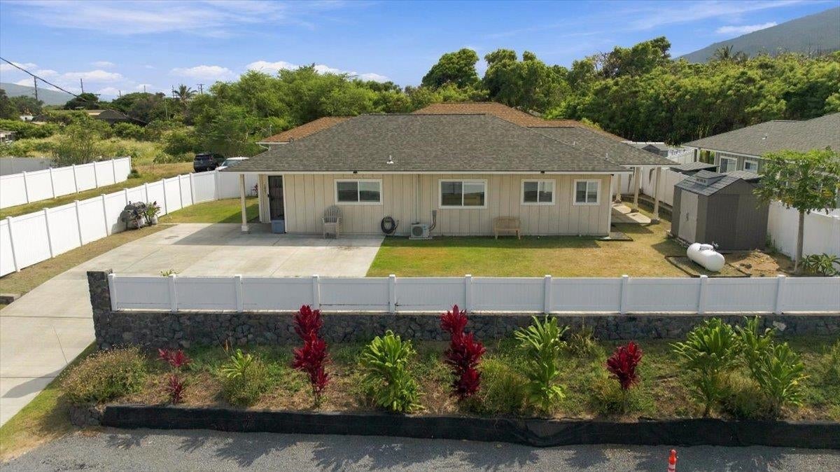 1867 Makahala Pl