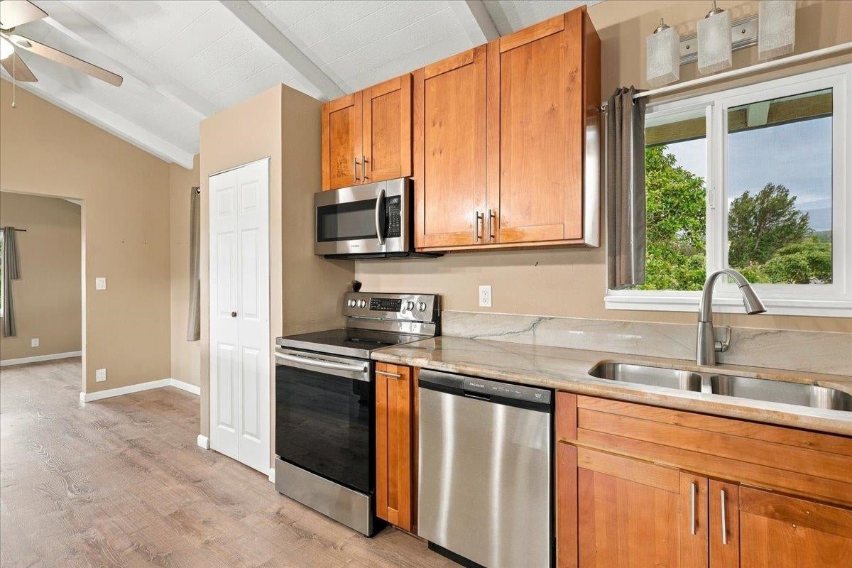 328 Kaomi Pl