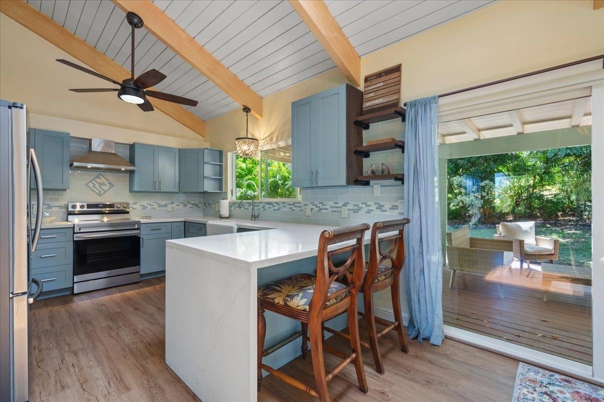 250 Hoohale Pl