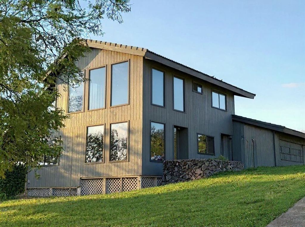 Photo of 75 Akea Pl, Kula, HI 96790 (MLS # 407584)