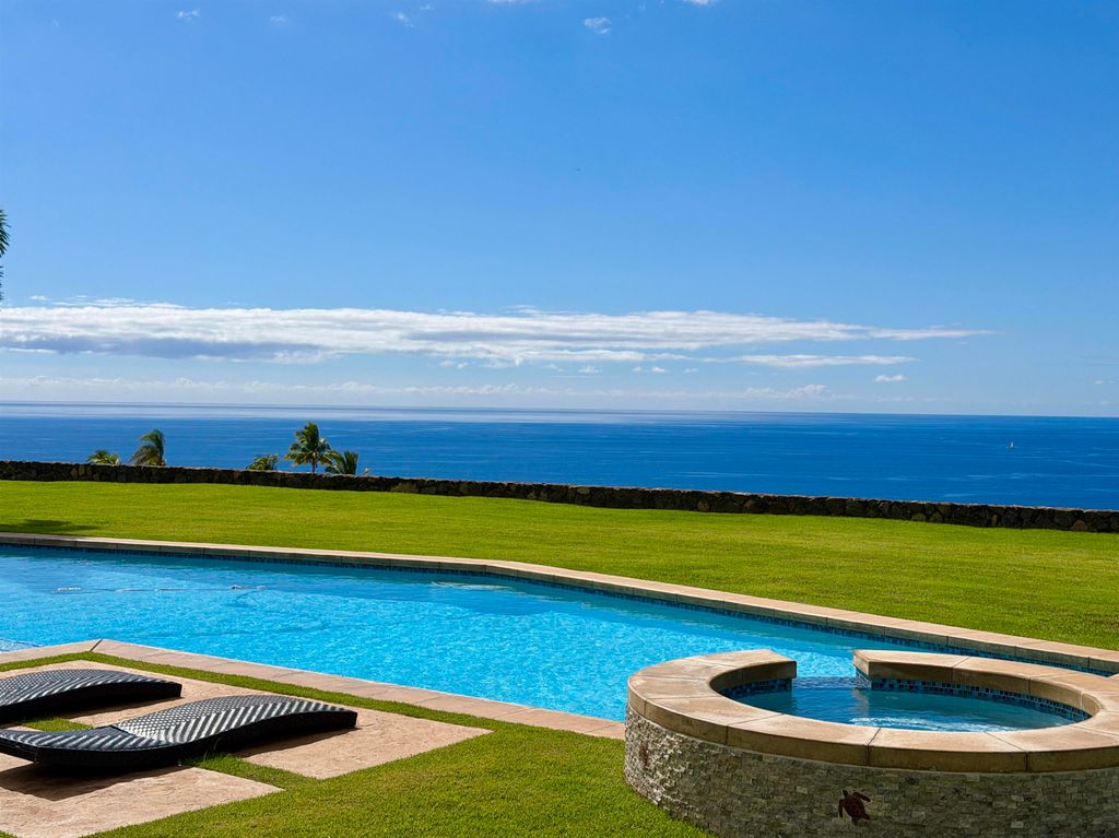 Photo of 123 Punakea Loop #UNIT A, Lahaina, HI 96761 (MLS # 408061)