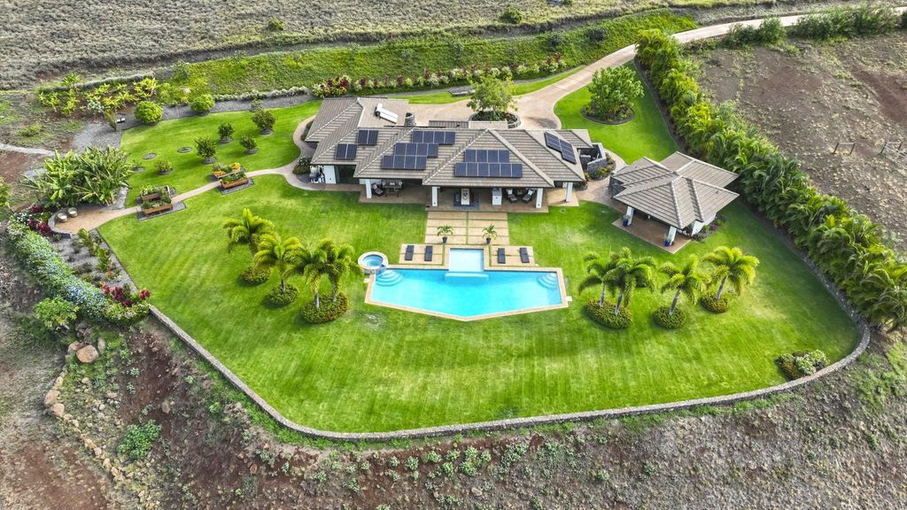 Photo of 123 Punakea Loop #UNIT A, Lahaina, HI 96761 (MLS # 408061)