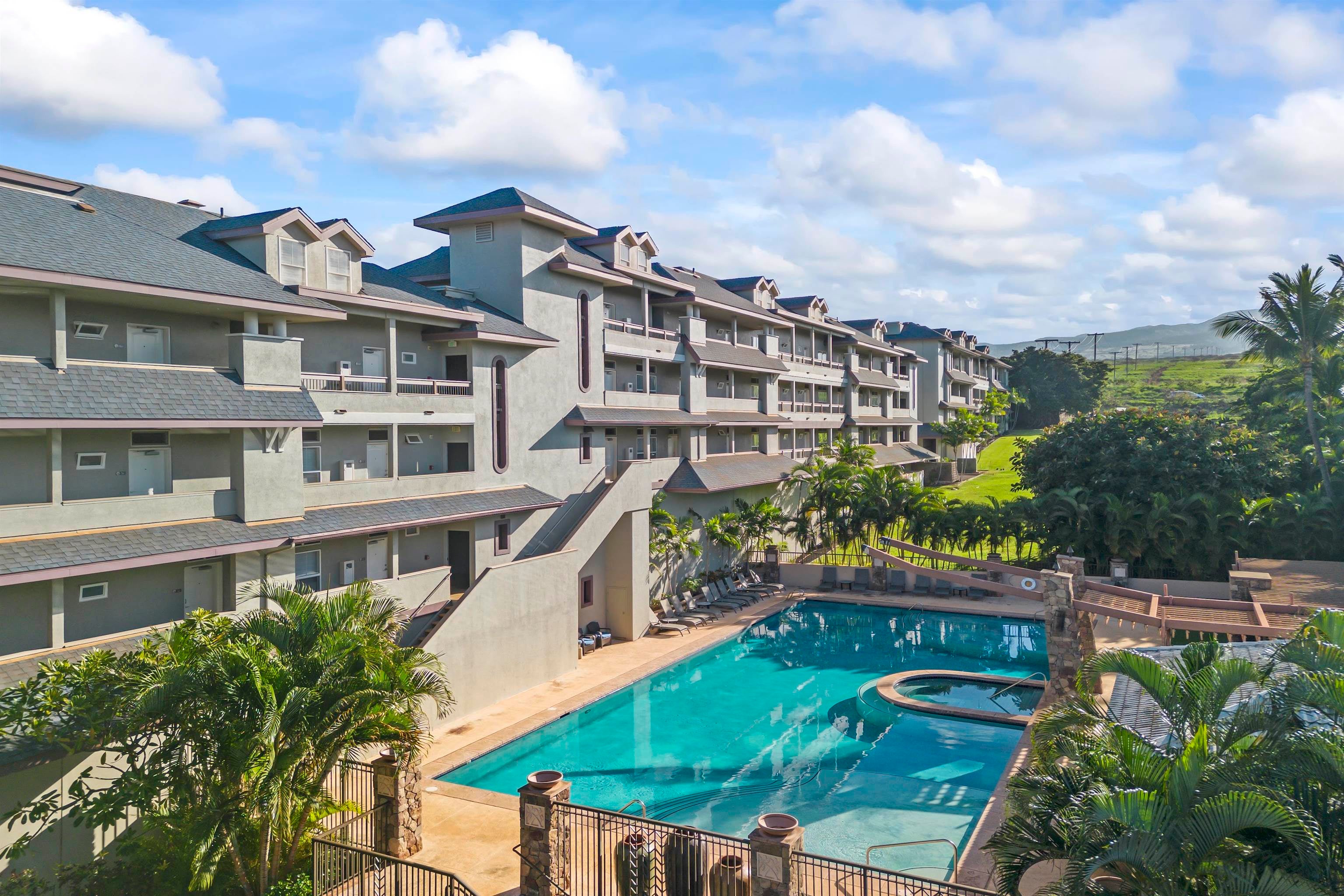 3708 Lower Honoapiilani Rd E20