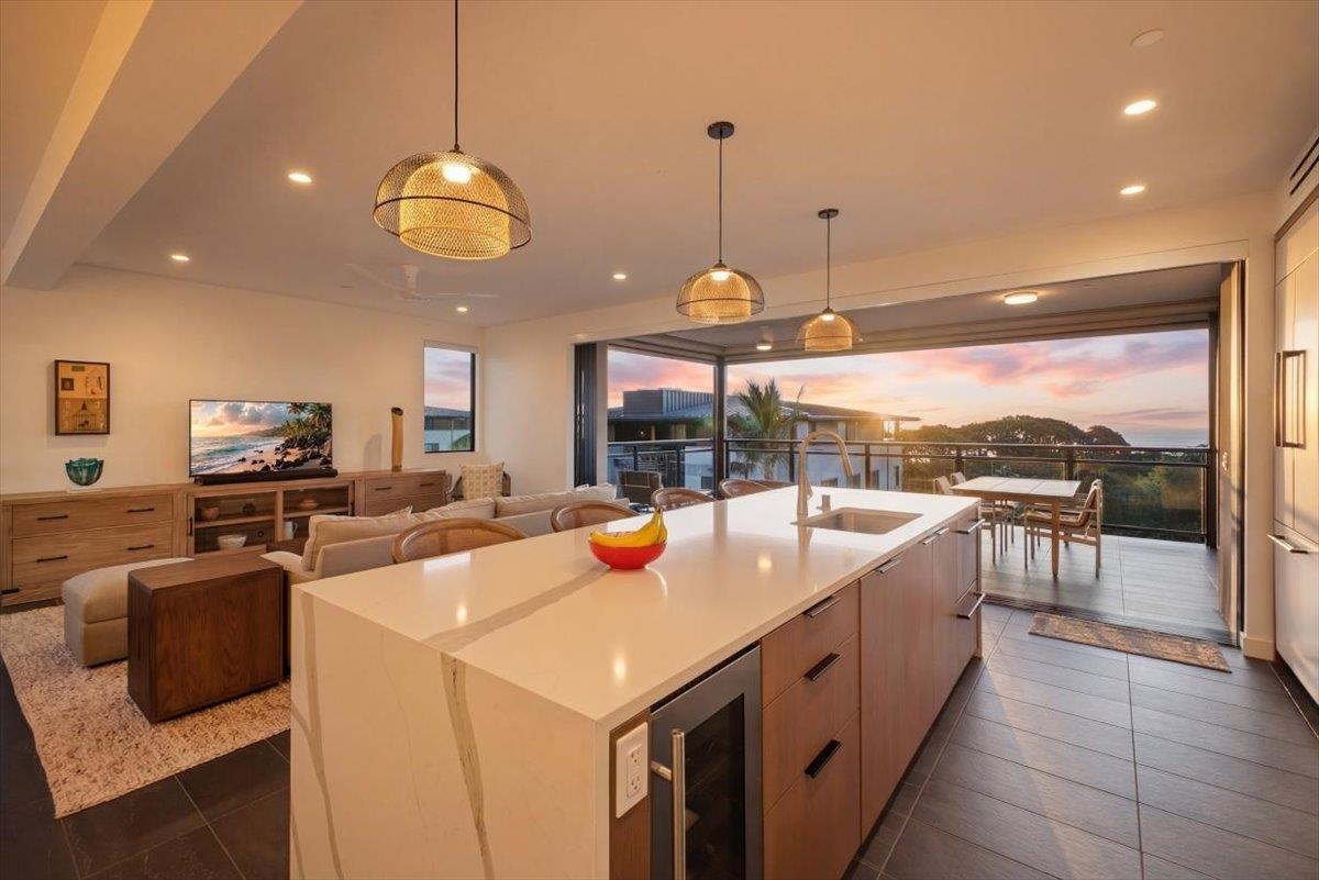 60 Kai Malu Dr 201 (11C)