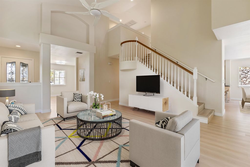 Photo of 18 Puuaina Pl, Kahului, HI 96732 (MLS # 407124)