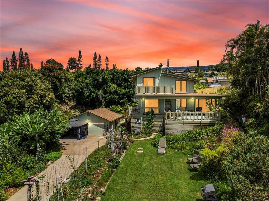 Photo of 35 Kau St, Kula, HI 96790 (MLS # 406957)