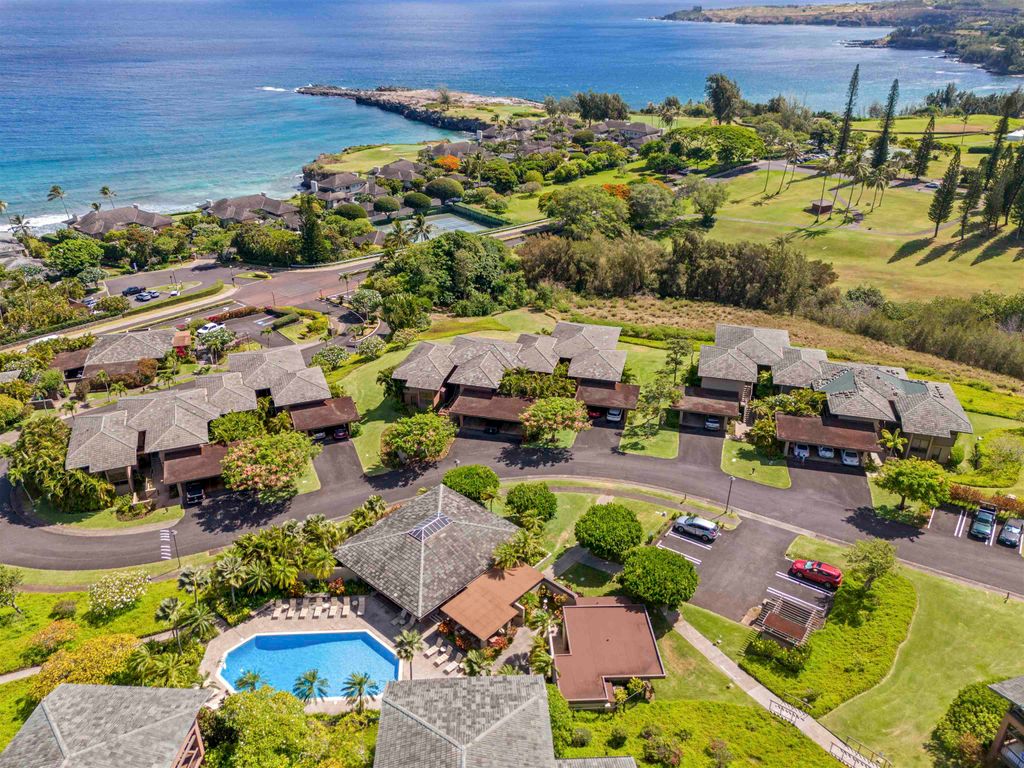 Photo of 100 Ridge Rd #413-15, Lahaina, HI 96761 (MLS # 402955)