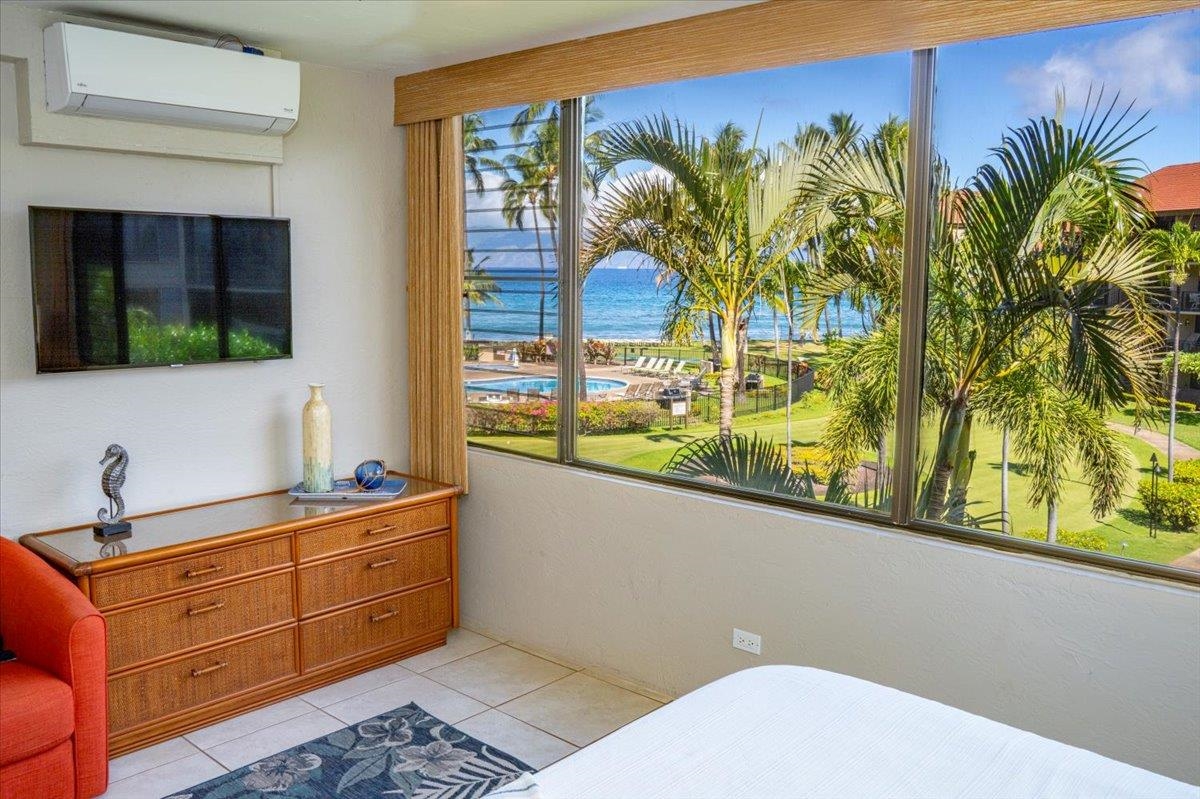 3543 Lower Honoapiilani Rd J302