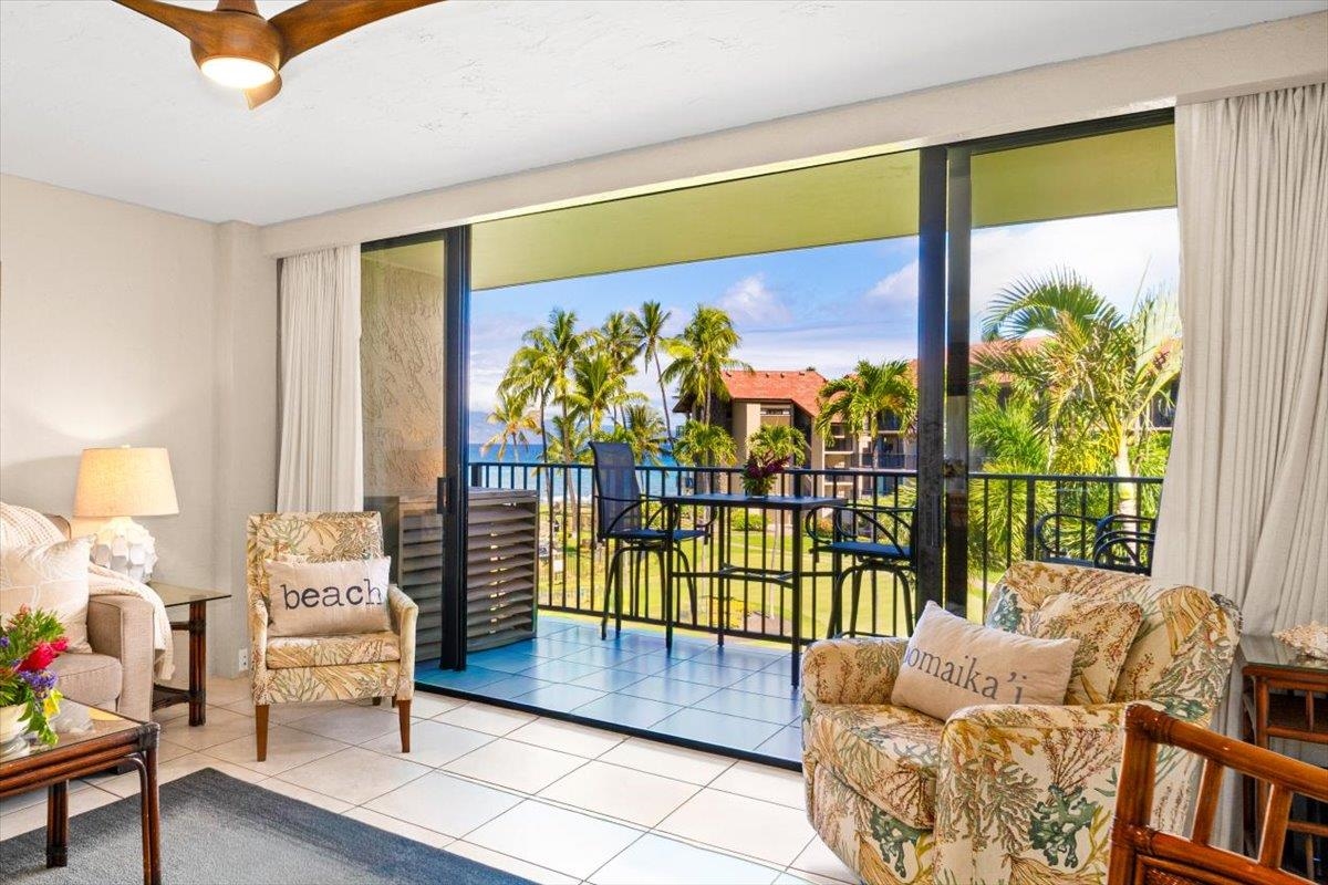 3543 Lower Honoapiilani Rd J302