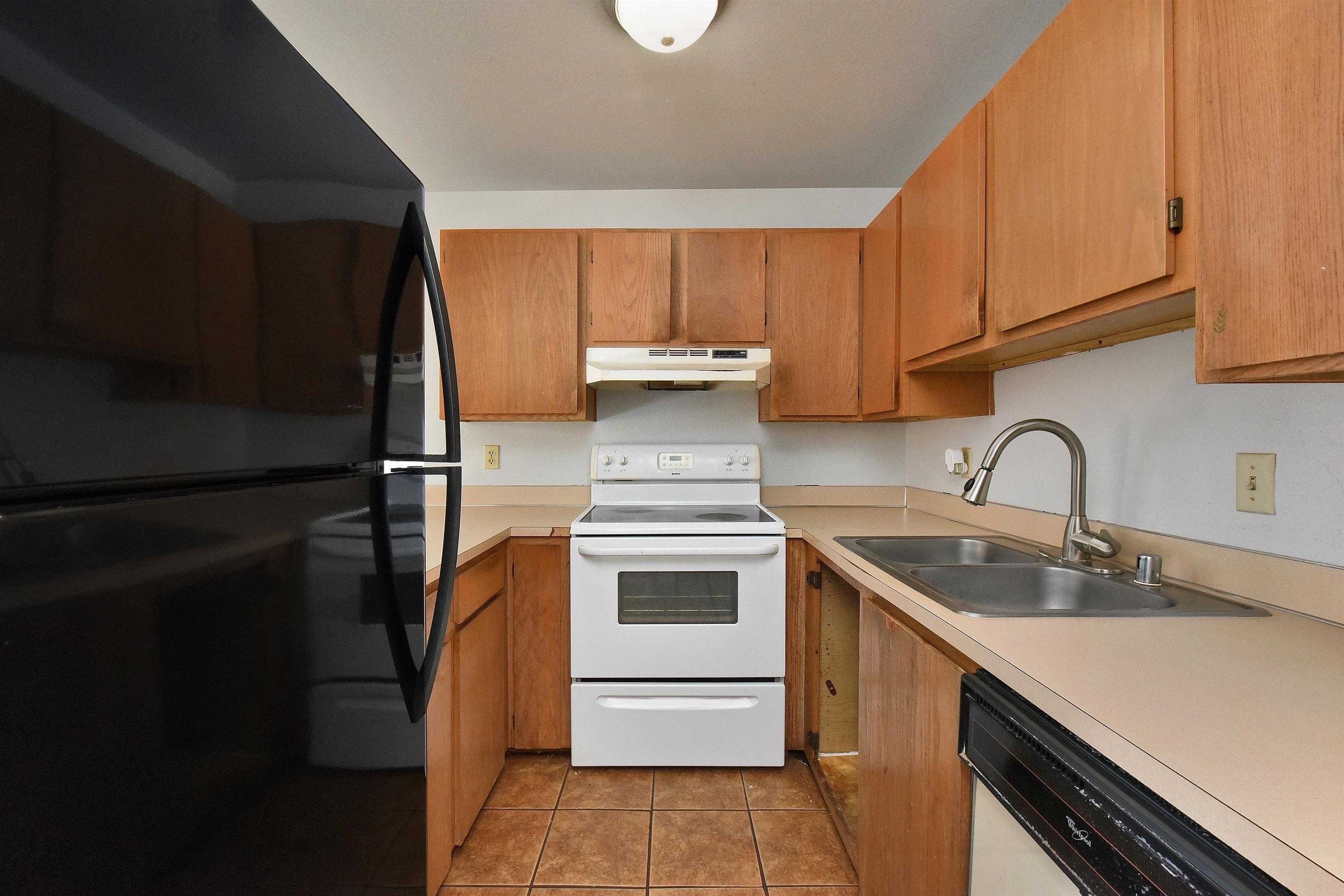 3740 Lower Honoapiilani Rd A305