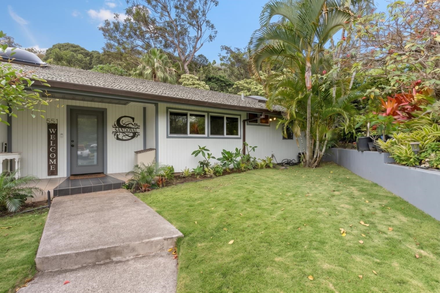551 Polulani Dr