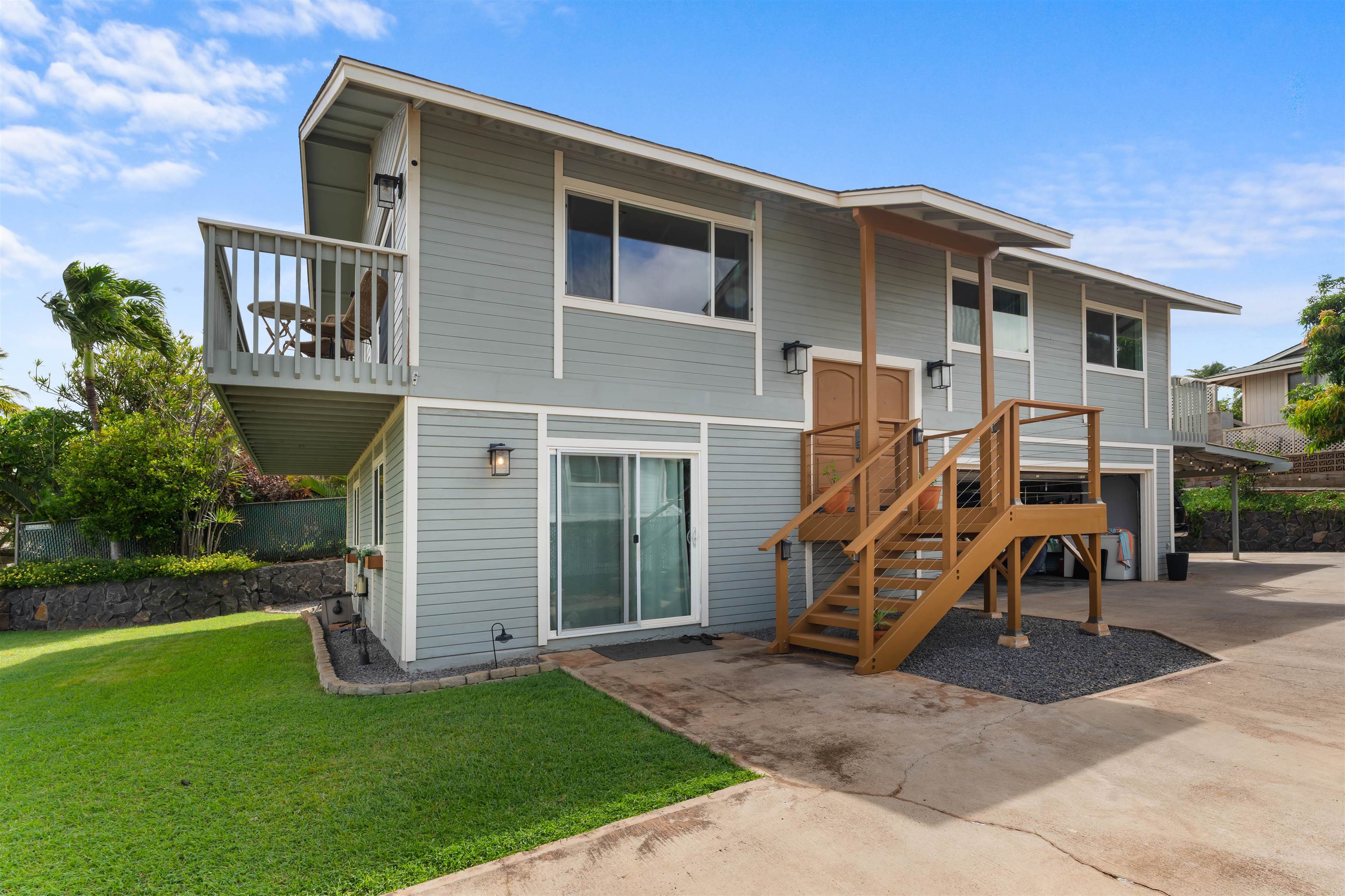 120 Pauloa Pl