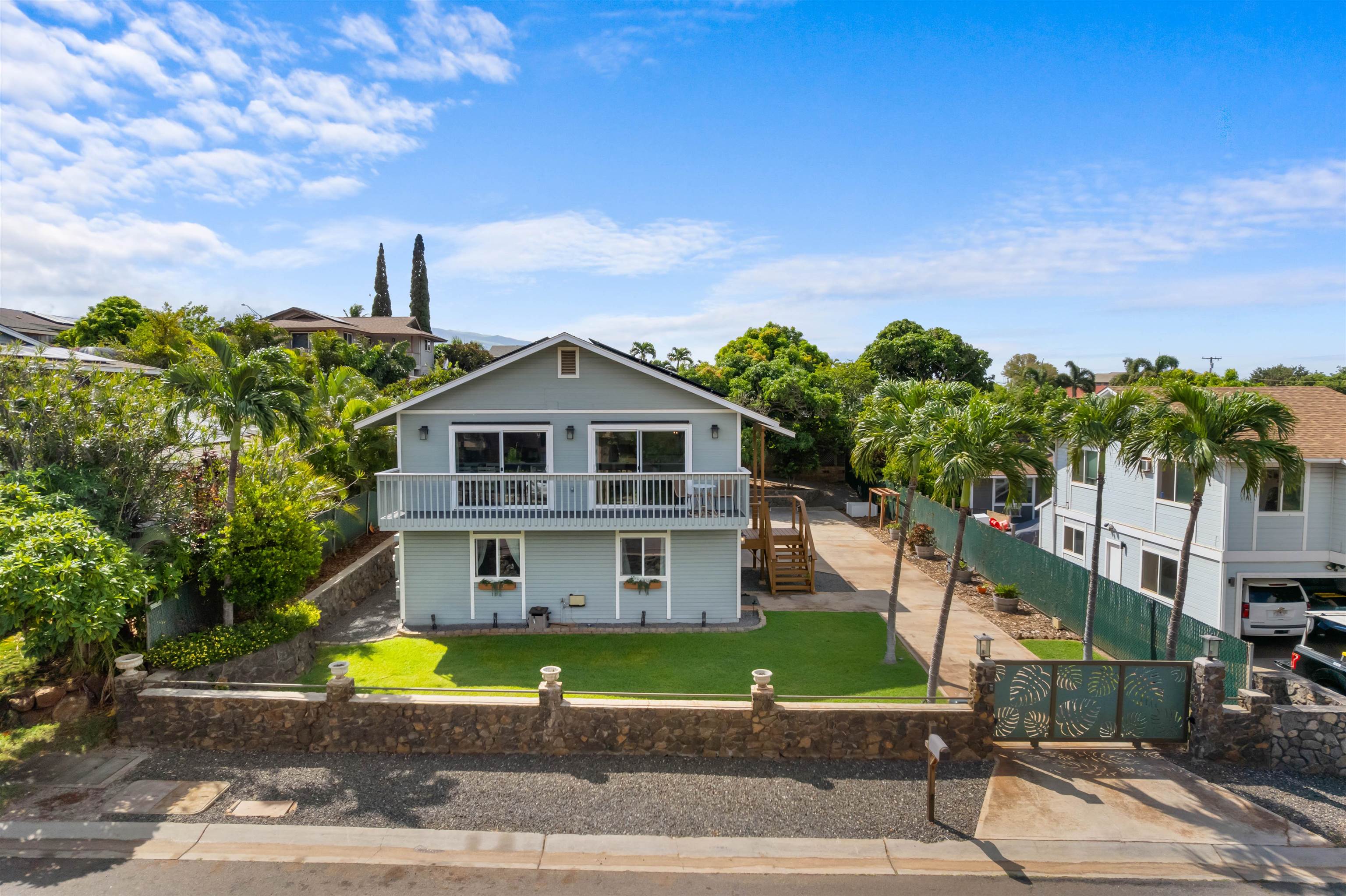 120 Pauloa Pl