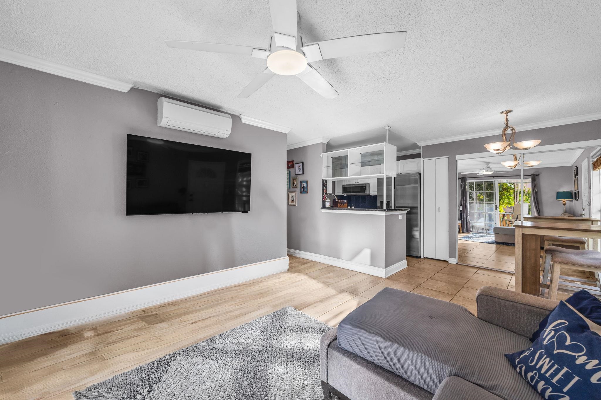 160 Keonekai Rd 11-104