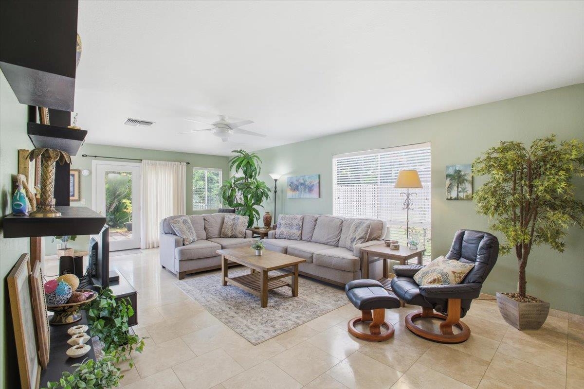 480 Kenolio Rd H