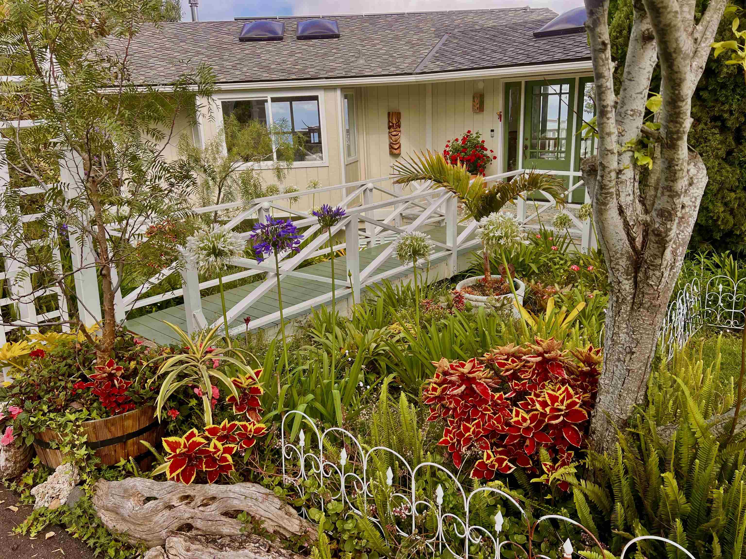 17526 Haleakala Hwy