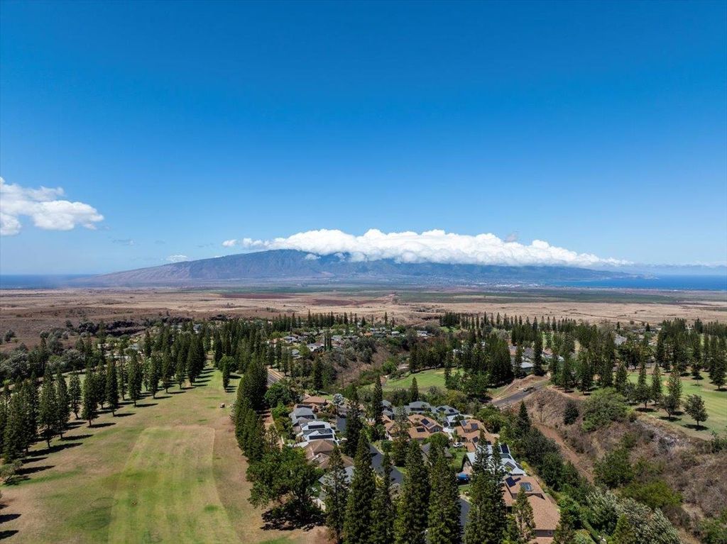 Photo of 2740 Liholani St #10, Pukalani, HI 96768 (MLS # 407212)