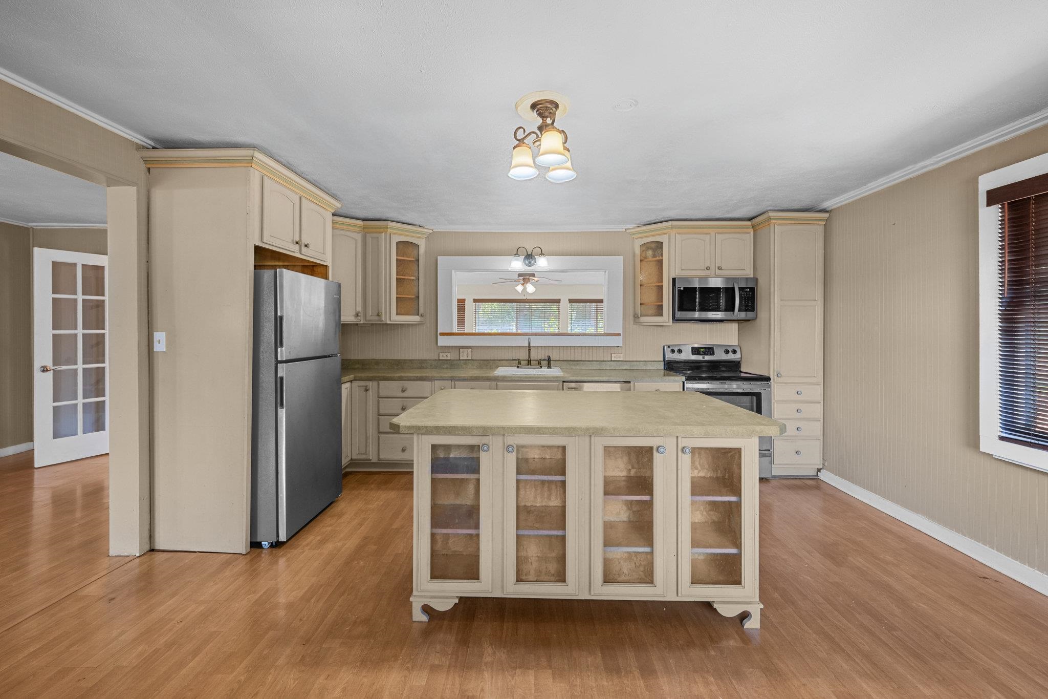 815 Kuulei St