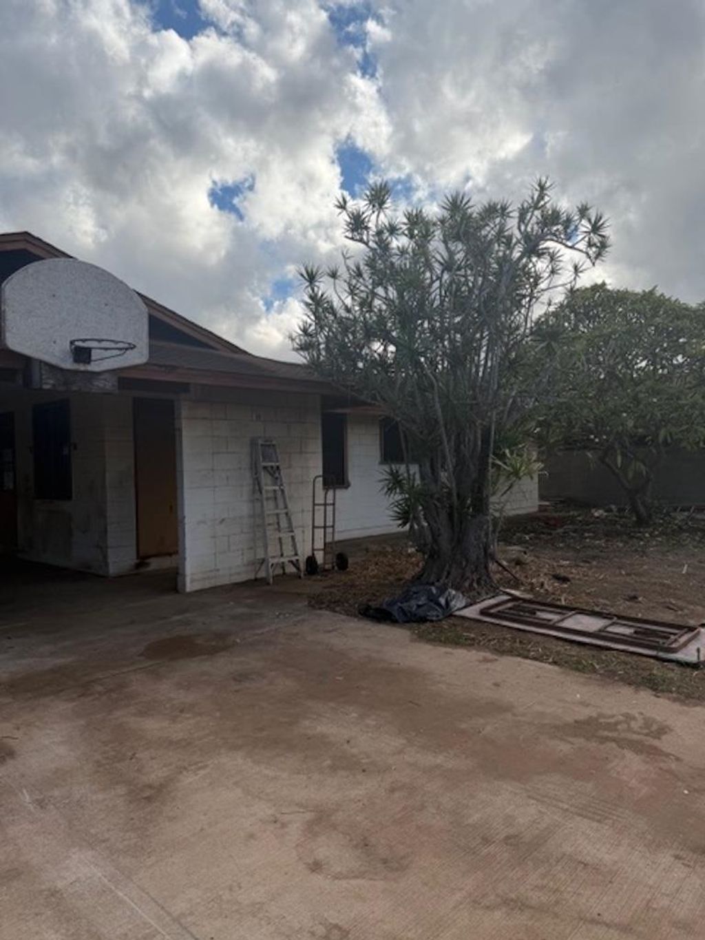 Photo of 311 S Lehua St, Kahului, HI 96732 (MLS # 408108)