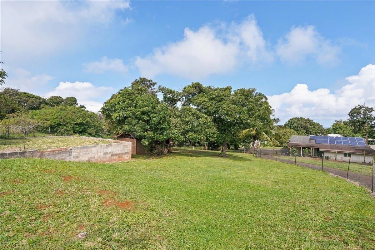 2895 Hana Hwy A, B, C