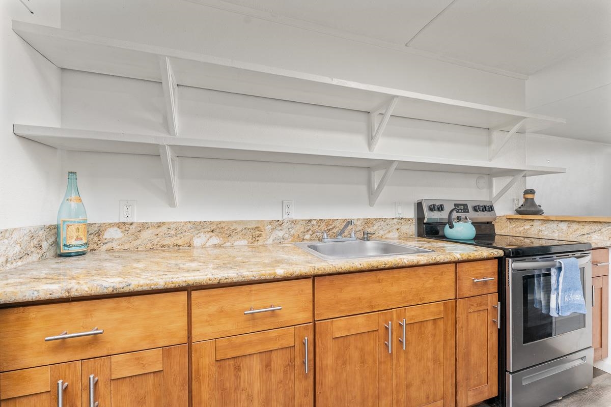 111 Kahului Beach Rd A104