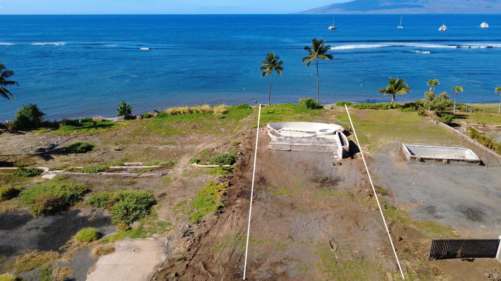 Photo of 347 Front St, Lahaina, HI 96761 (MLS # 407323)