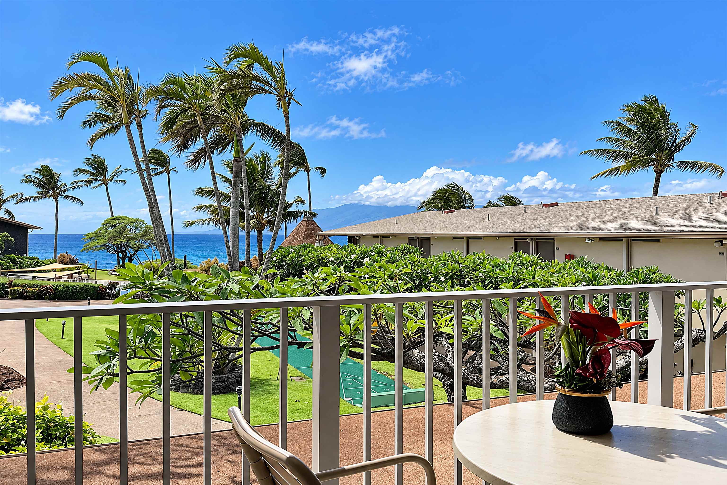 5315 Lower Honoapiilani Rd B208
