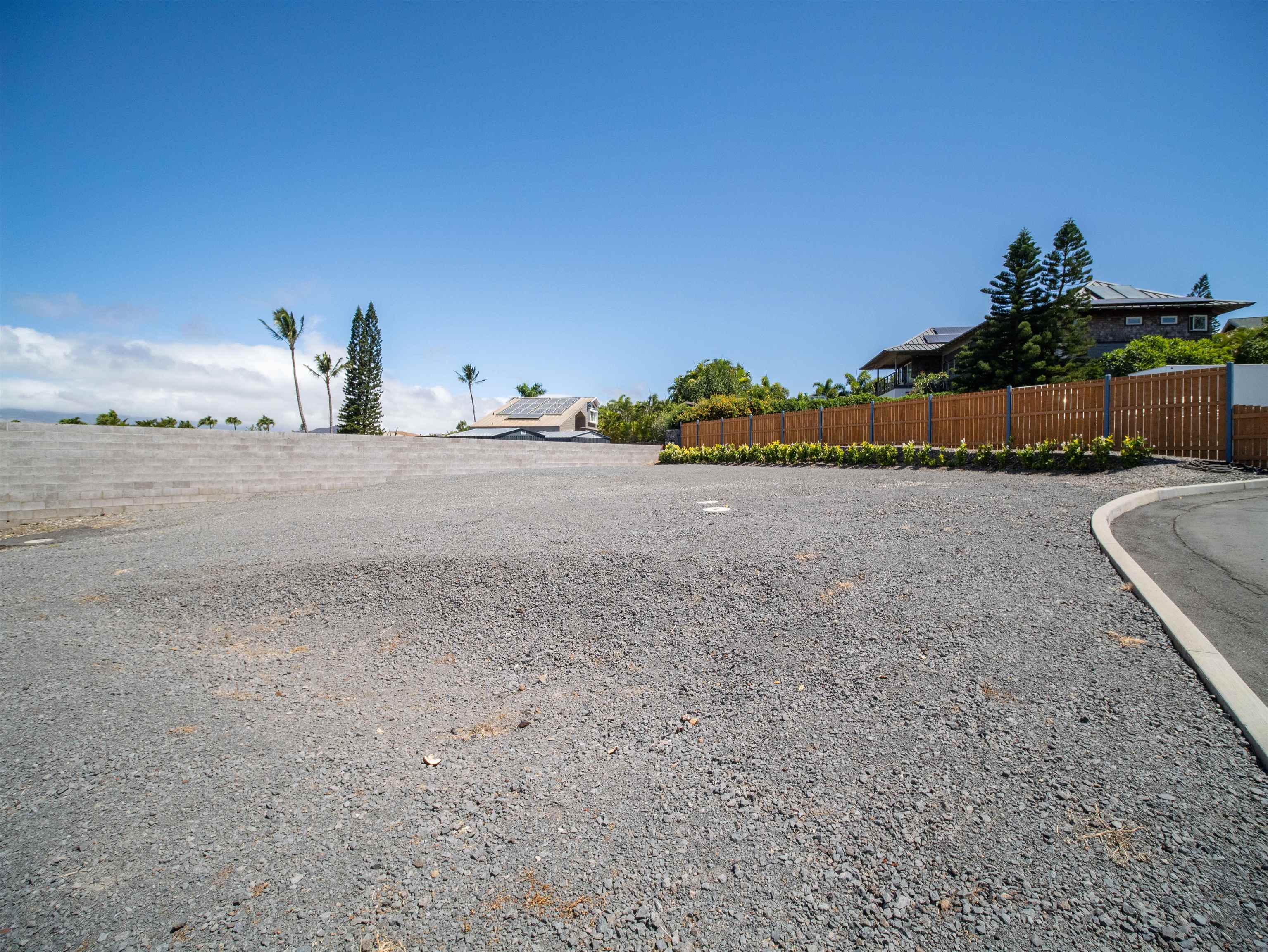 163 Auhana Rd C