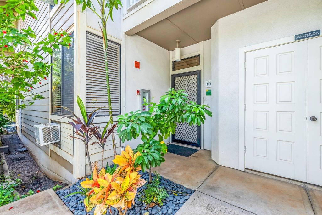 Photo of 155 Wailea Ike Pl #111, Kihei, HI 96753 (MLS # 407428)