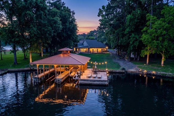 112 CANNON POINT RD SE, MILLEDGEVILLE, GA 31061 - Image b9d3bd81b895bb4fa77cb647fa711ab8/1832384383