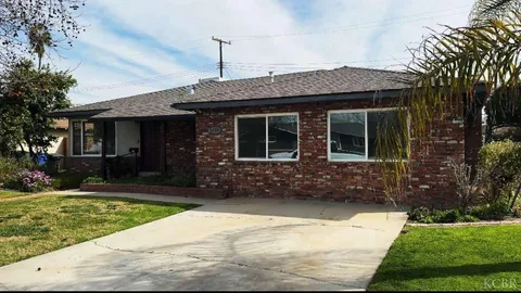 2009 Kensington Way, Hanford, CA 93230 - MLS#: 231581