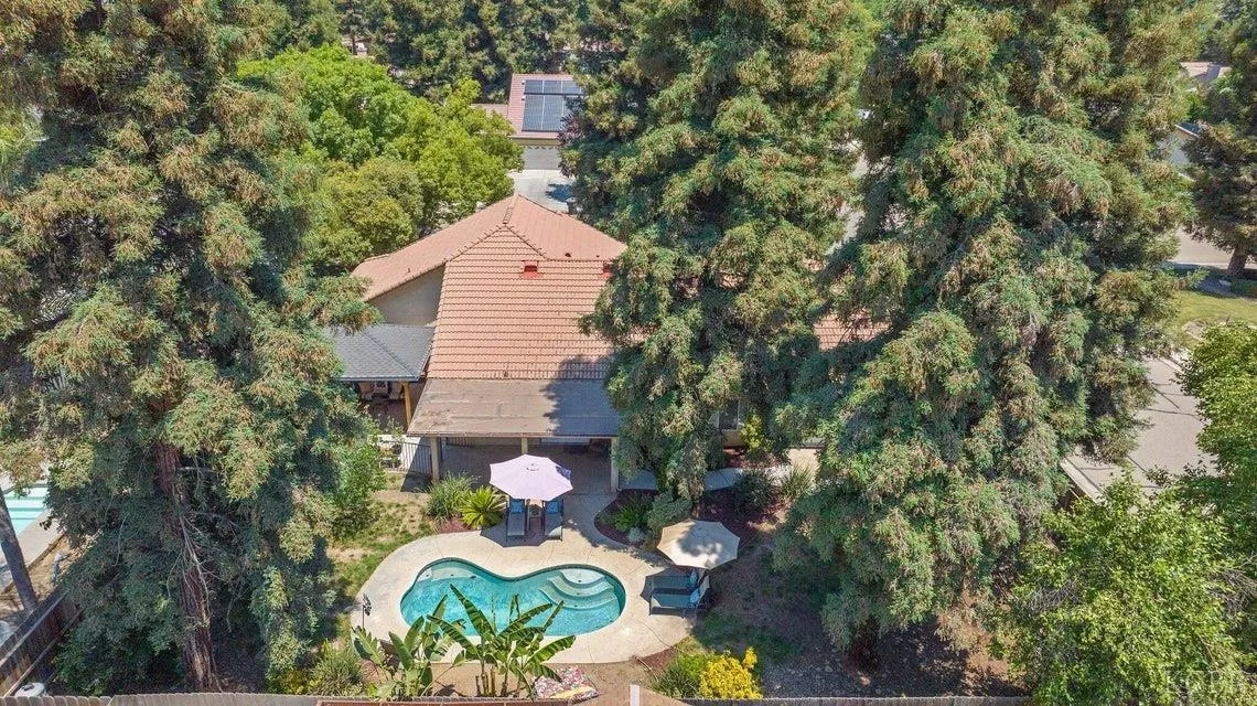 Visalia, California 93292, United States, 3 Bedrooms Bedrooms, ,2 BathroomsBathrooms,Residential,Pending,167968