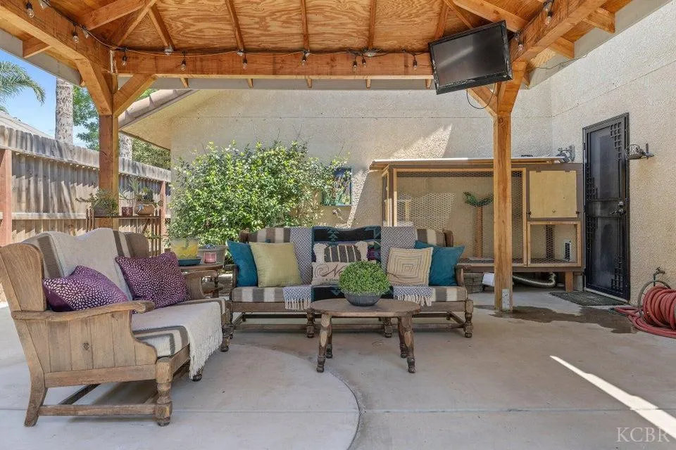 Visalia, California 93292, United States, 3 Bedrooms Bedrooms, ,2 BathroomsBathrooms,Residential,Pending,167968