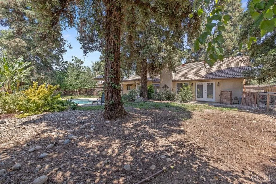 Visalia, California 93292, United States, 3 Bedrooms Bedrooms, ,2 BathroomsBathrooms,Residential,Pending,167968