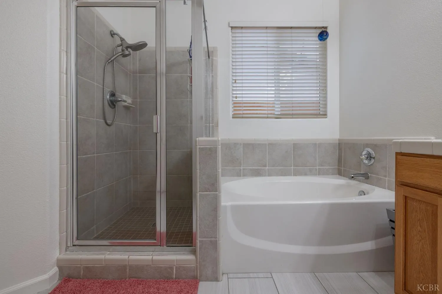 Hanford, California 93230, United States, 4 Bedrooms Bedrooms, ,2 BathroomsBathrooms,Residential,Active,249518