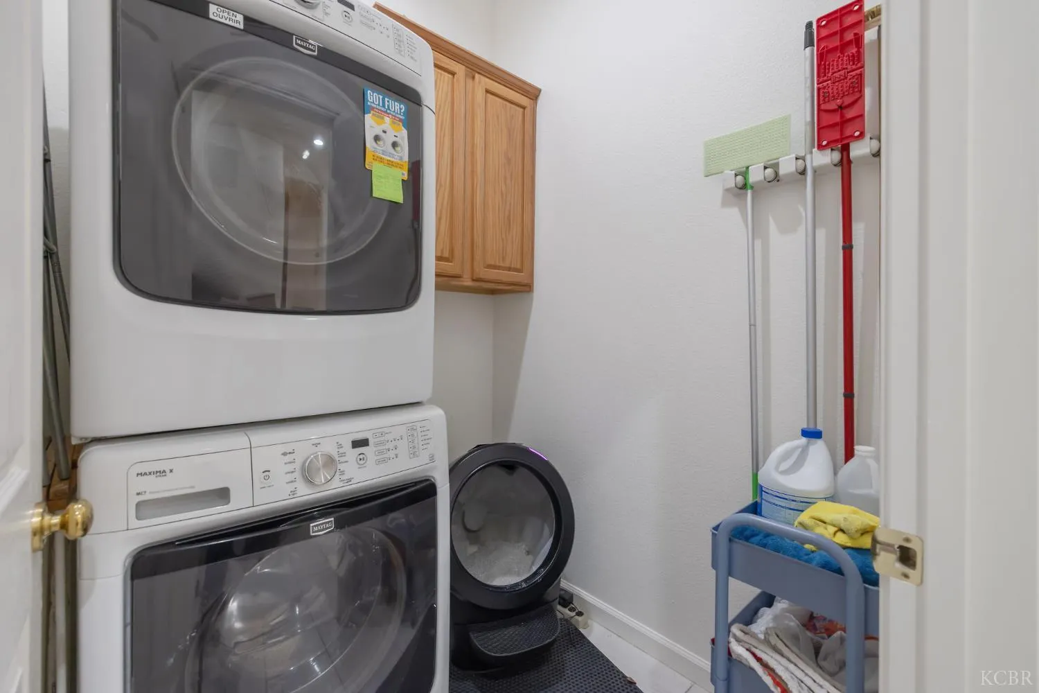 Hanford, California 93230, United States, 4 Bedrooms Bedrooms, ,2 BathroomsBathrooms,Residential,Active,249518