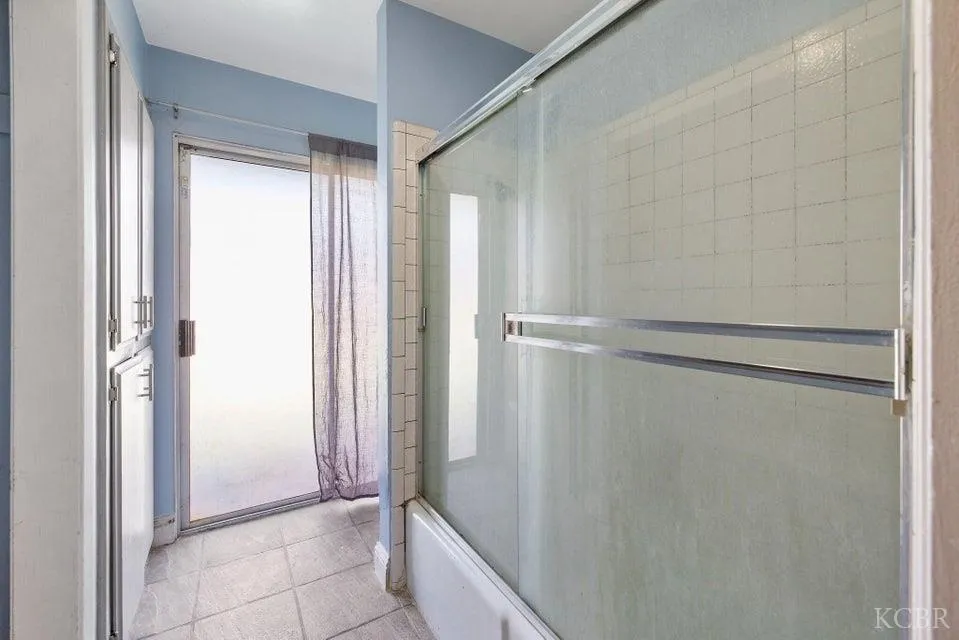 Visalia, California 93277, United States, 3 Bedrooms Bedrooms, ,2 BathroomsBathrooms,Residential,Active,247915