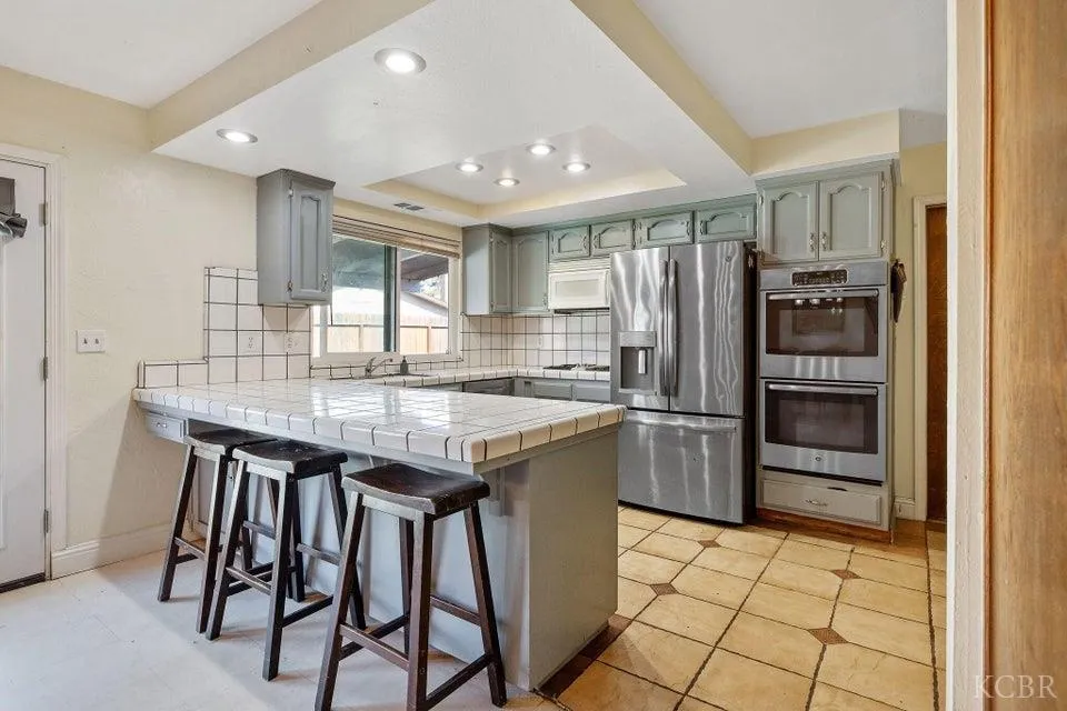 Visalia, California 93277, United States, 3 Bedrooms Bedrooms, ,2 BathroomsBathrooms,Residential,Active,247915