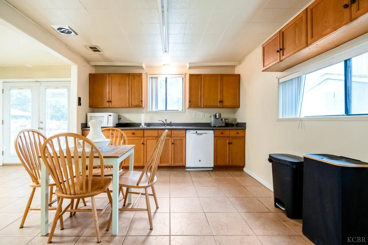 Visalia, California 93292, United States, 2 Bedrooms Bedrooms, ,1 BathroomBathrooms,Residential,Active,255555