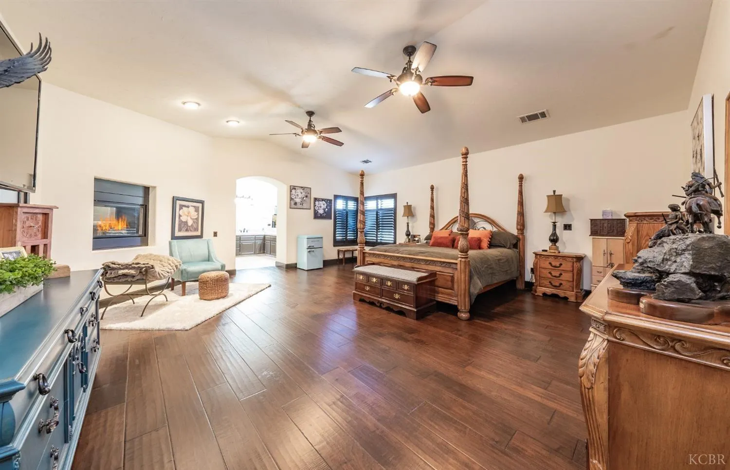 Hanford, California 93230, United States, 5 Bedrooms Bedrooms, ,5 BathroomsBathrooms,Residential,Active,144191