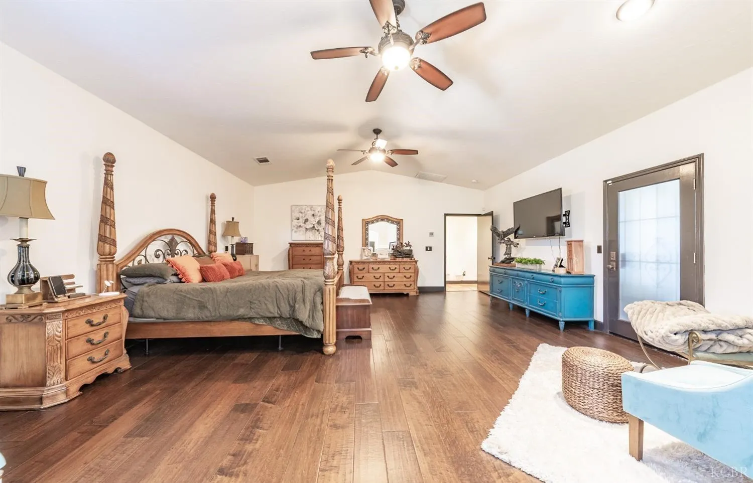 Hanford, California 93230, United States, 5 Bedrooms Bedrooms, ,5 BathroomsBathrooms,Residential,Active,144191