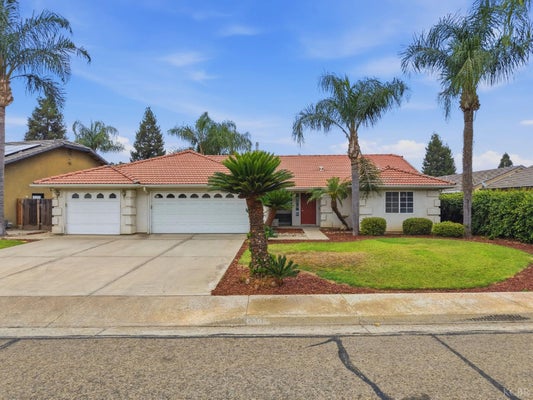 4106 E WESTCOTT AVE, VISALIA, CA 93292 - Image e39b19cc6862813aae43f7e8d25ea680/2147185492