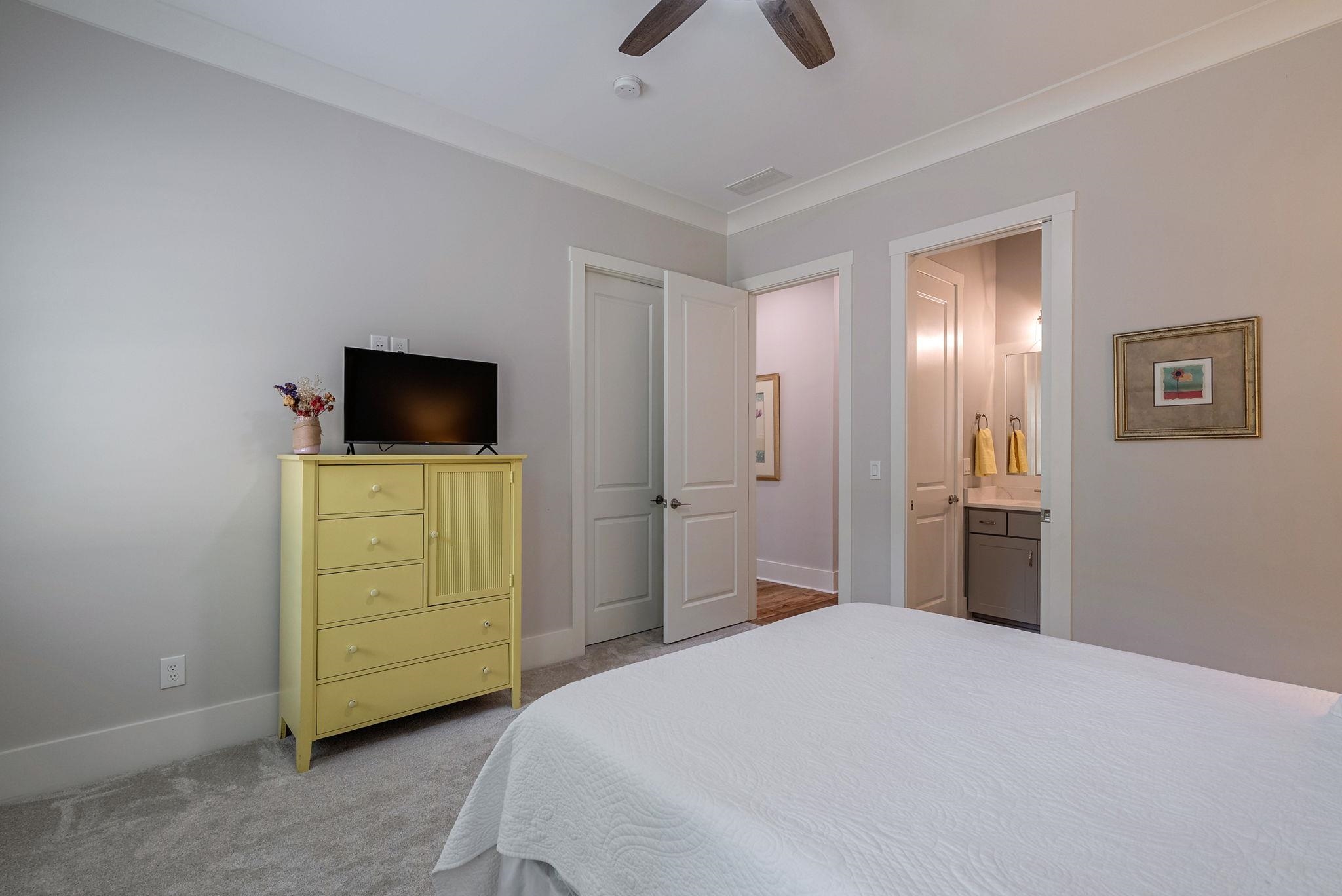 Greensboro, Georgia 30642, United States, 4 Bedrooms Bedrooms, ,4 BathroomsBathrooms,Residential,Active,195056