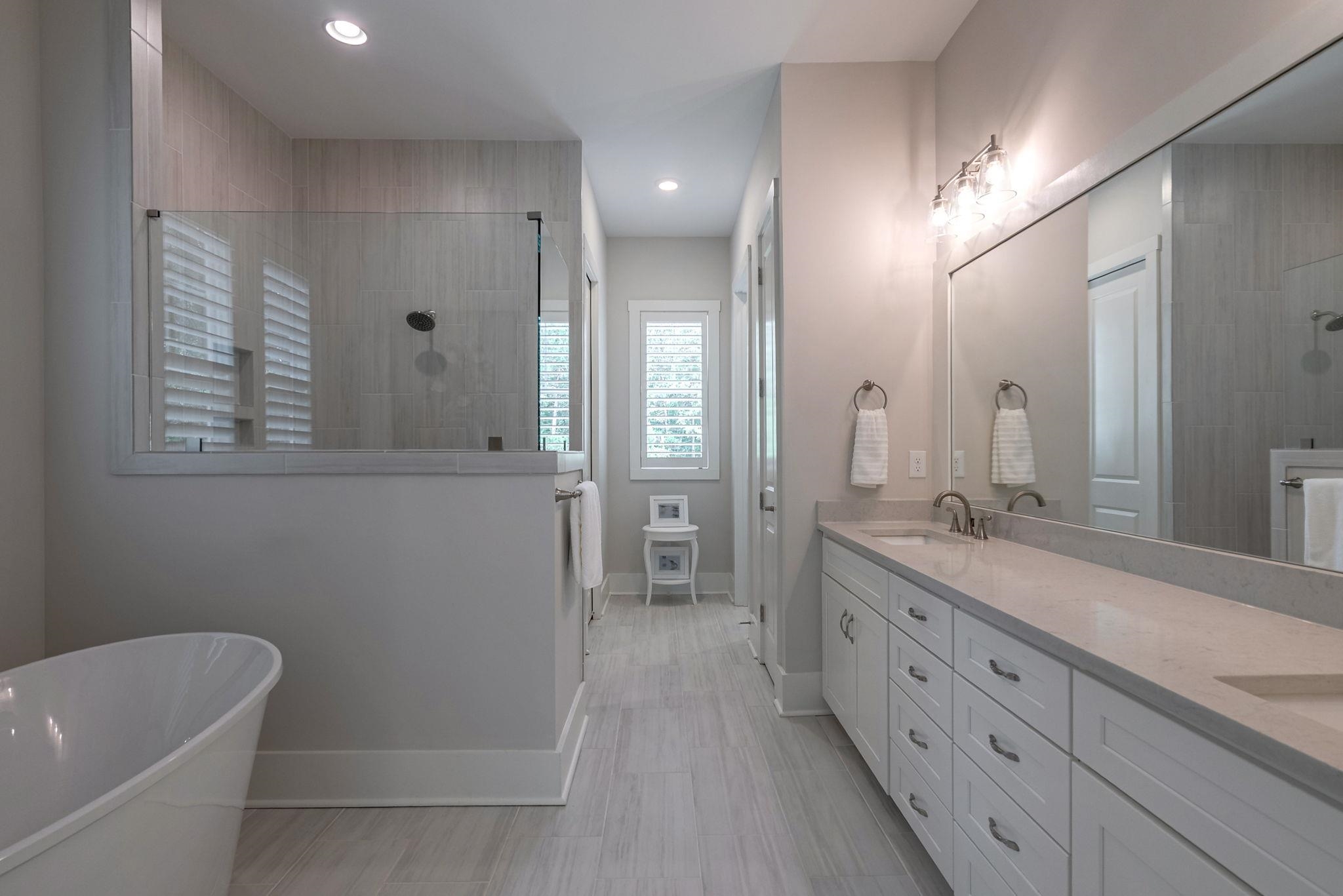 Greensboro, Georgia 30642, United States, 4 Bedrooms Bedrooms, ,4 BathroomsBathrooms,Residential,Active,195056