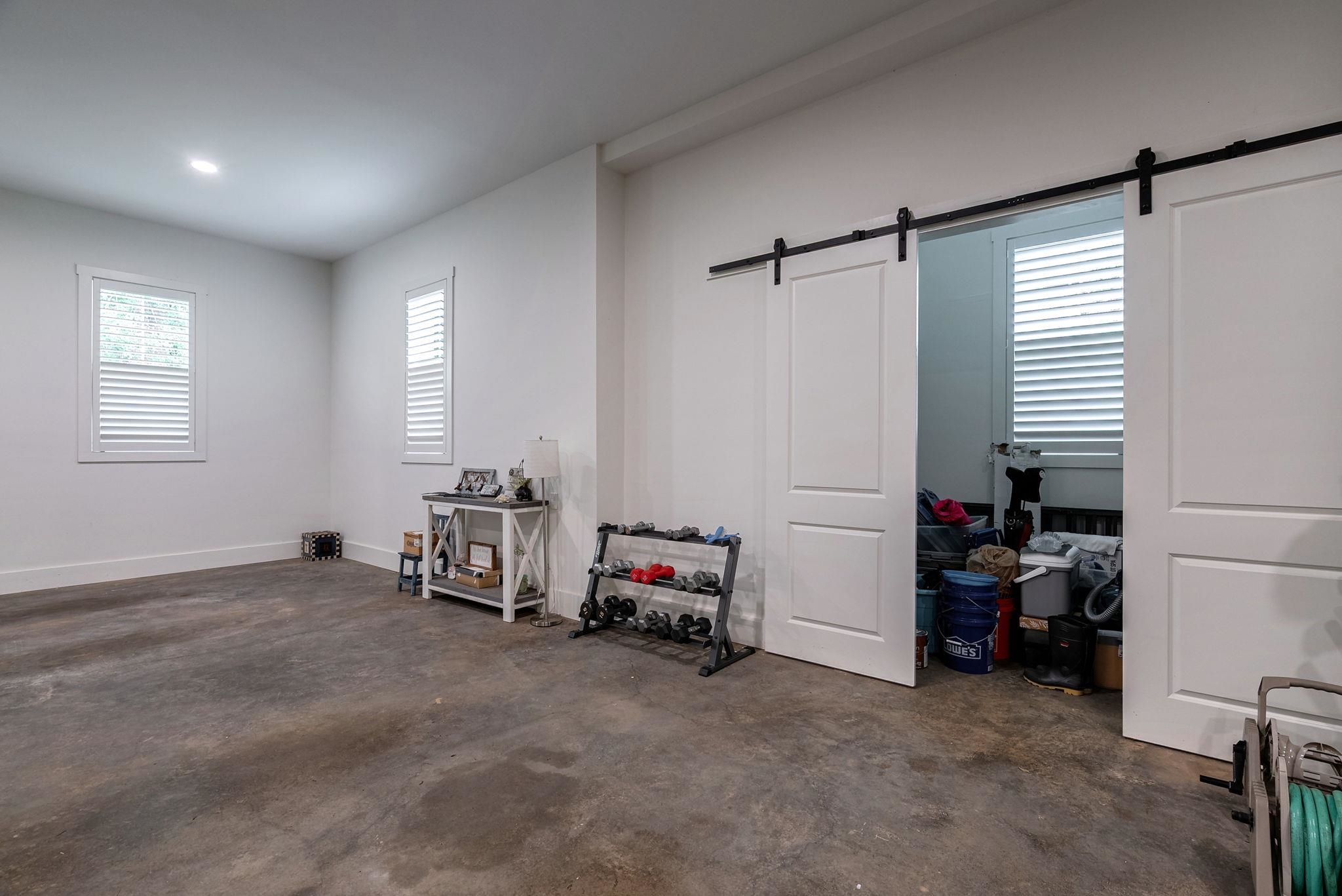 Greensboro, Georgia 30642, United States, 4 Bedrooms Bedrooms, ,4 BathroomsBathrooms,Residential,Active,195056