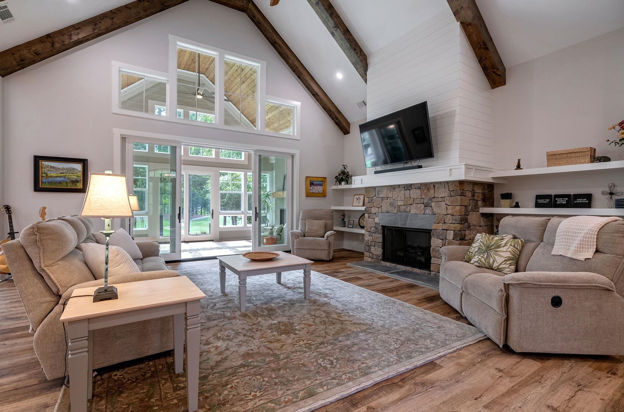 Greensboro, Georgia 30642, United States, 4 Bedrooms Bedrooms, ,4 BathroomsBathrooms,Residential,Active,195056