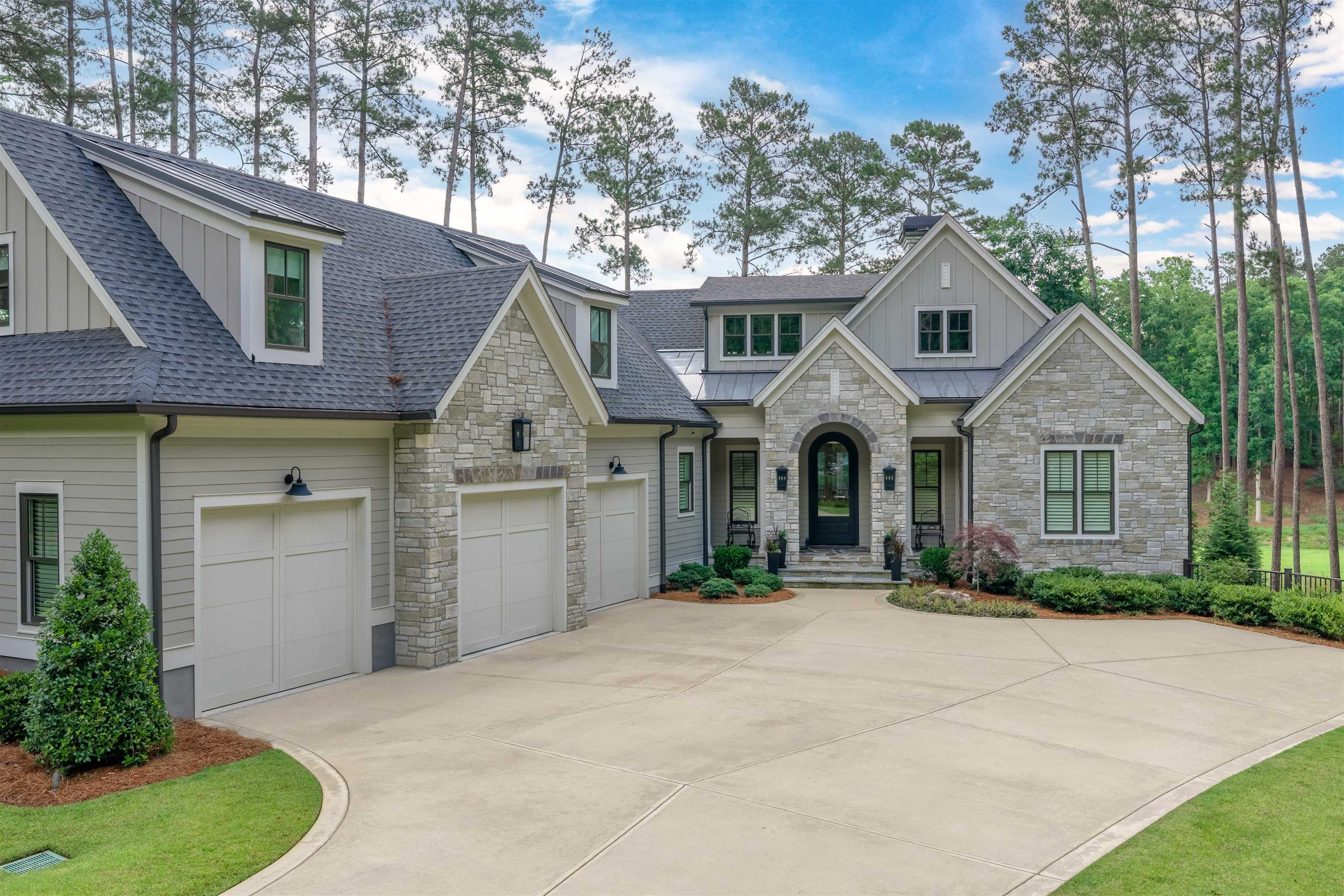 1050 WOODHAM CREEK