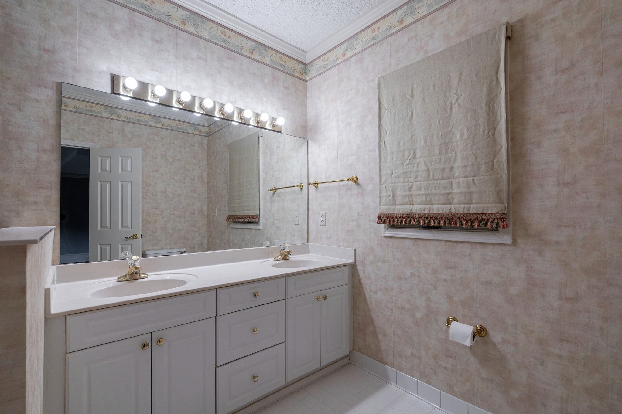 Greensboro, Georgia 30642, United States, 2 Bedrooms Bedrooms, ,3 BathroomsBathrooms,Residential,Active,147609