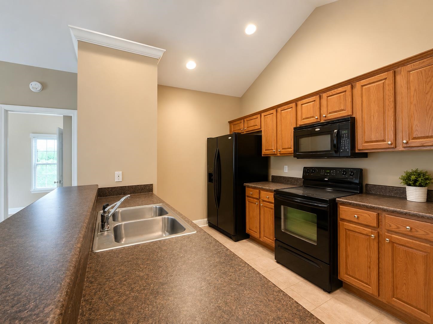 1412 TOWN CREEK CIRCLE