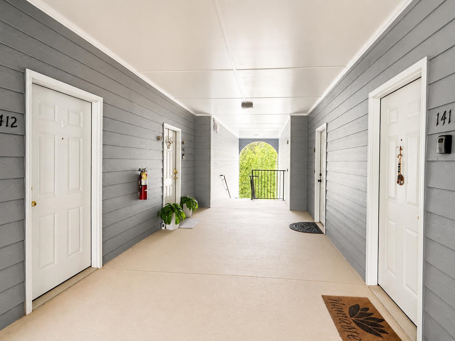 1412 TOWN CREEK CIRCLE